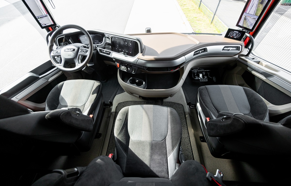 DAF-Kabinenansicht-Fahrschulkonfiguration-01