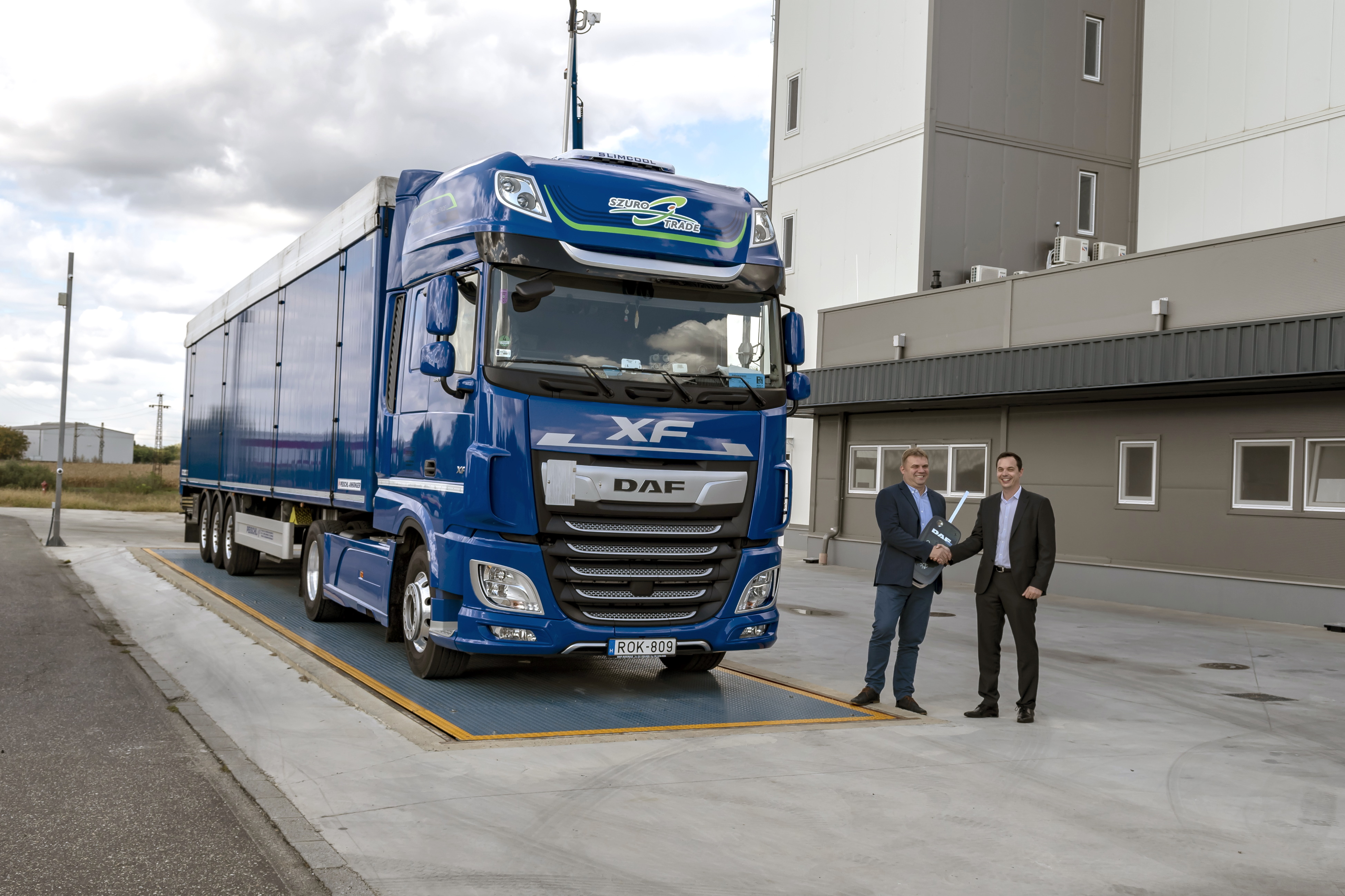 DAF-XF-480-Szuro-Trade-tads-3