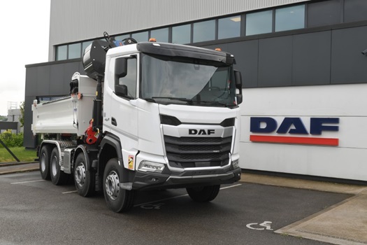 0G519581-DAF-XFc-480-32T-8X4-BIBENNE-GRUE