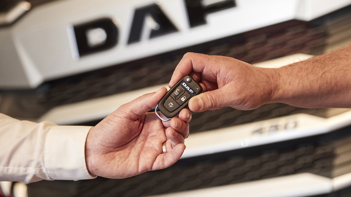 vehicle handover