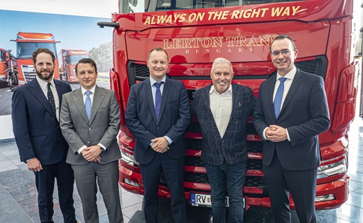 1500th-DAF-truck-for-Revesz-Group-in-Hungary-01